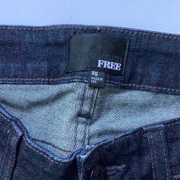 Aritzia Wilfred Free Skinny Jeans Sz 25 Dark Wash - Picture 5 of 5